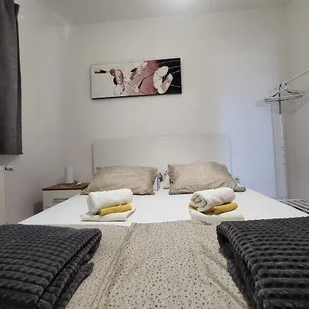 Apartman Sveti Filip I Jakov Magdalena *